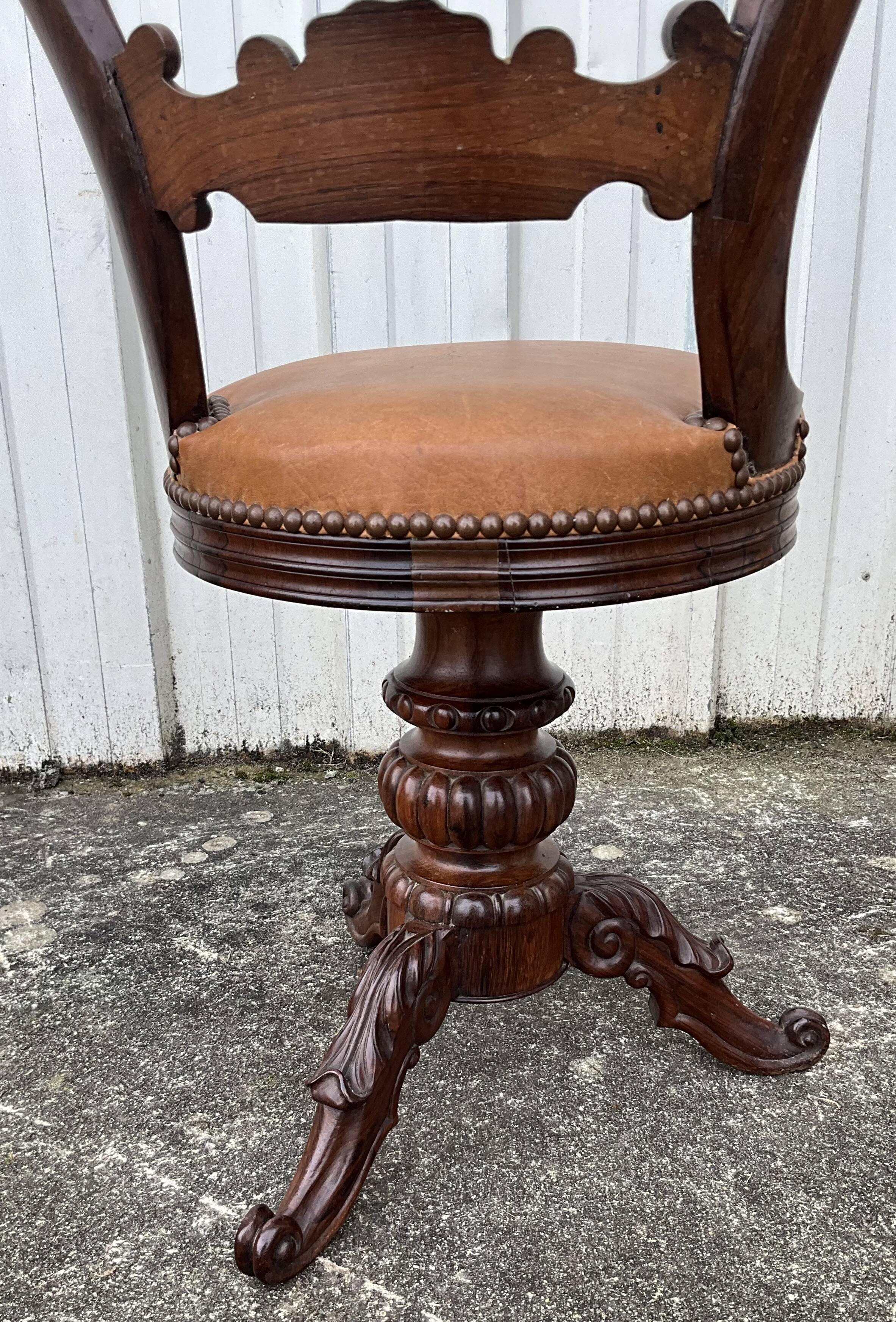 Mid-19th century solid walnut harpist's chair