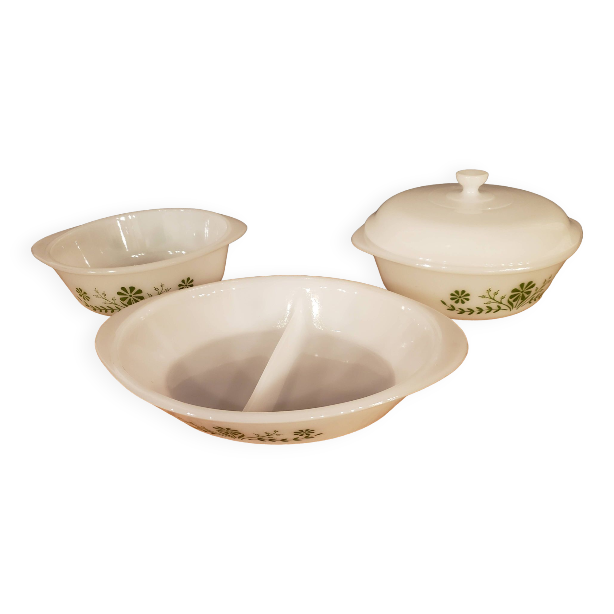 Set of 3 vintage green flower pyrex dishes