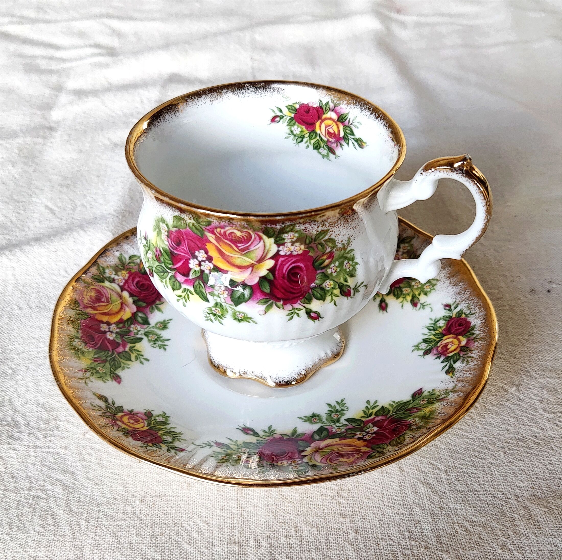 English porcelain cup Elisabeth
