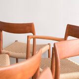 Chaises danoises en teck Mid-Century par Niels O. Møller # 77 & 57 Set de 6