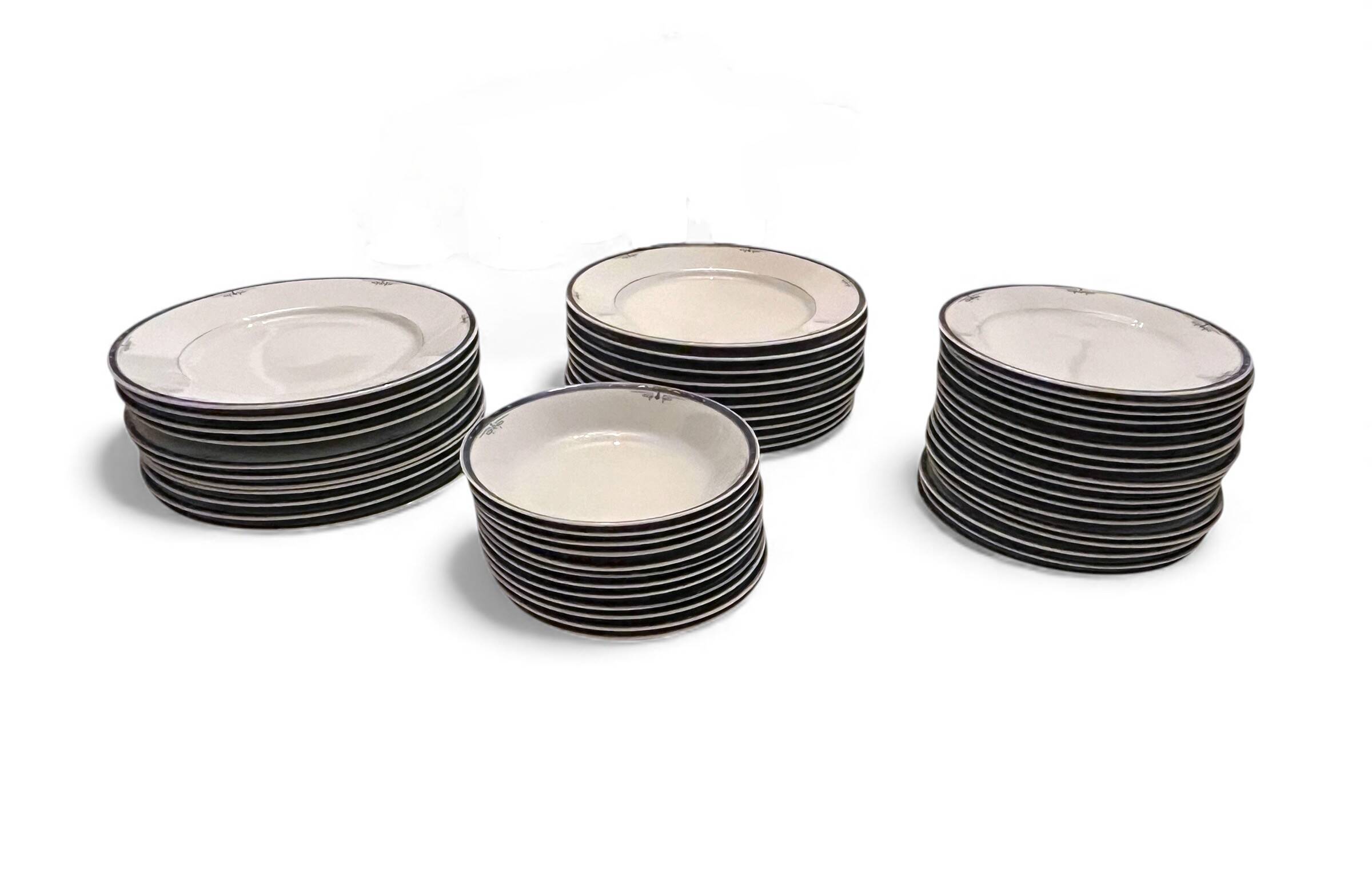 Tableware, complete 94-piece Limoges porcelain dinner service, 20th century