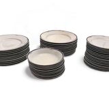 Tableware, complete 94-piece Limoges porcelain dinner service, 20th century