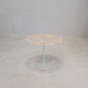 Oval marble side table by Eero Saarinen for Knoll