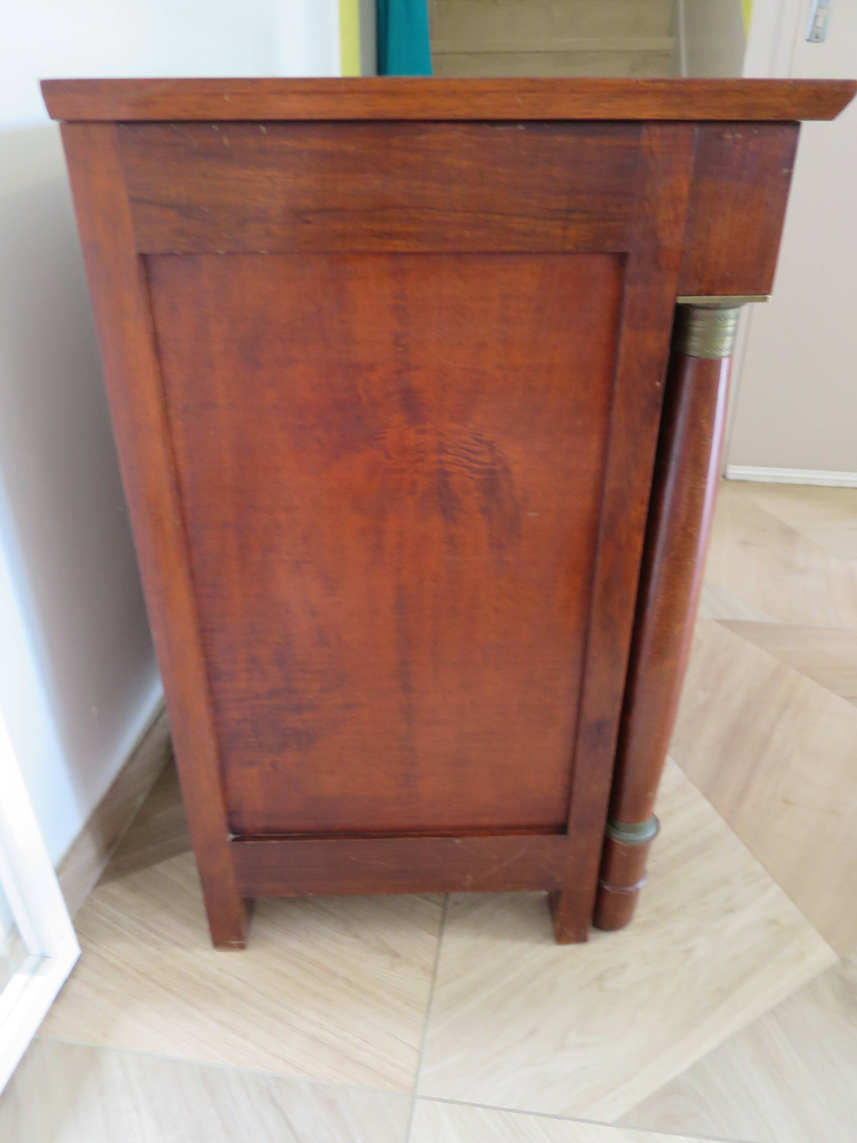 4-drawer chest of drawers - empire style - with detached columns - mahogany-bronze stain