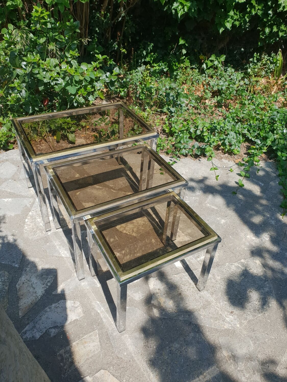 Nesting tables italy 1970