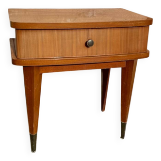 Nightstand / bedside table