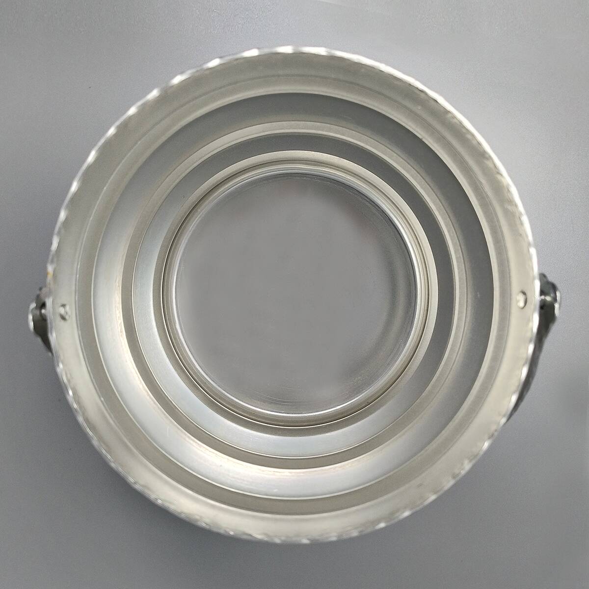 1960s Elegant Champagne Ice Bucket by Arir in Aluminium. Made in Italy