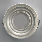 Élégant seau à champagne des années 1960 par Arir en aluminium. Fabriqué en Italie.
