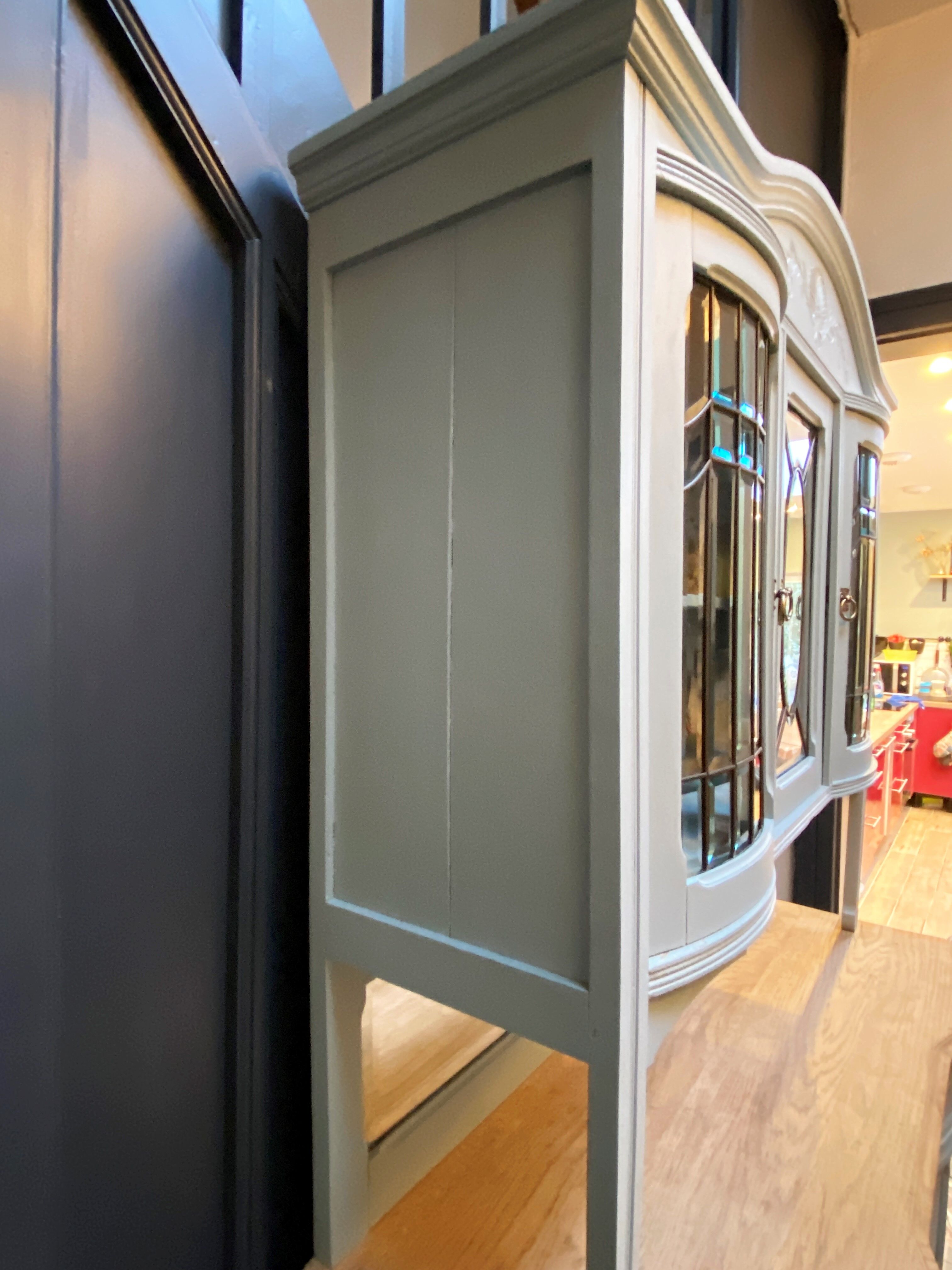 Two-body buffet cupboard