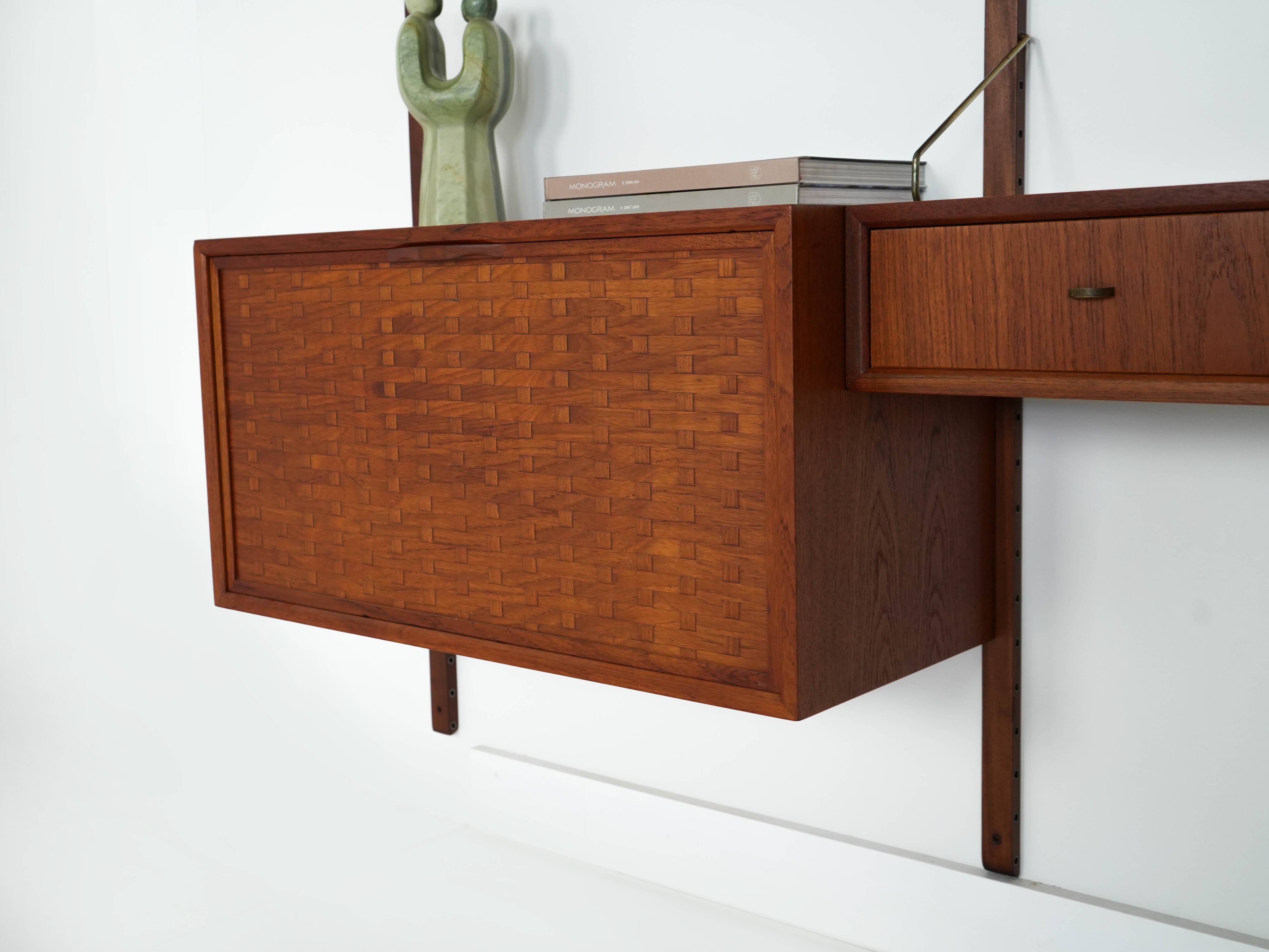 Teak shelving unit, Danish design, 1960s, designer: Poul Cadovius