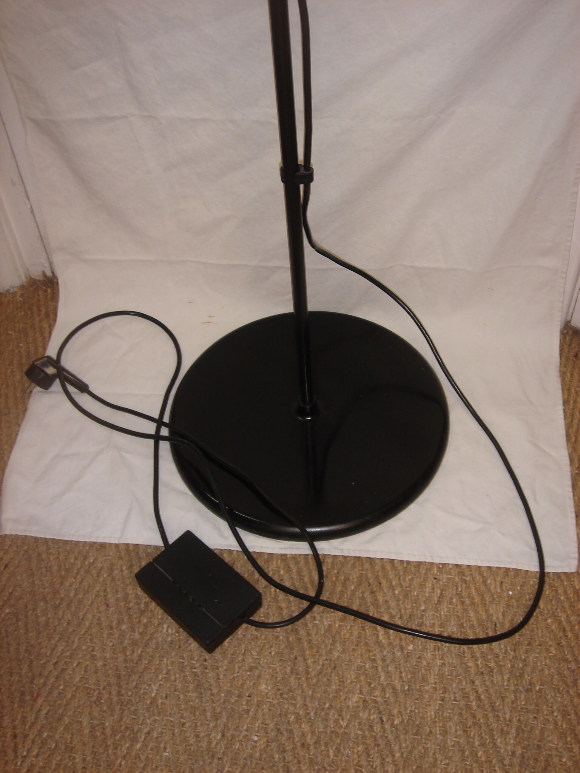 E.Gismondi  aton terra model floor lamp, artemide edition