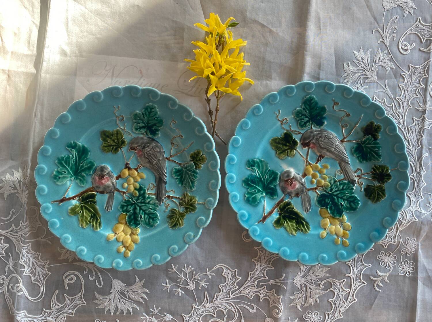 Set of 2 majolica plates from Sarreguemines.