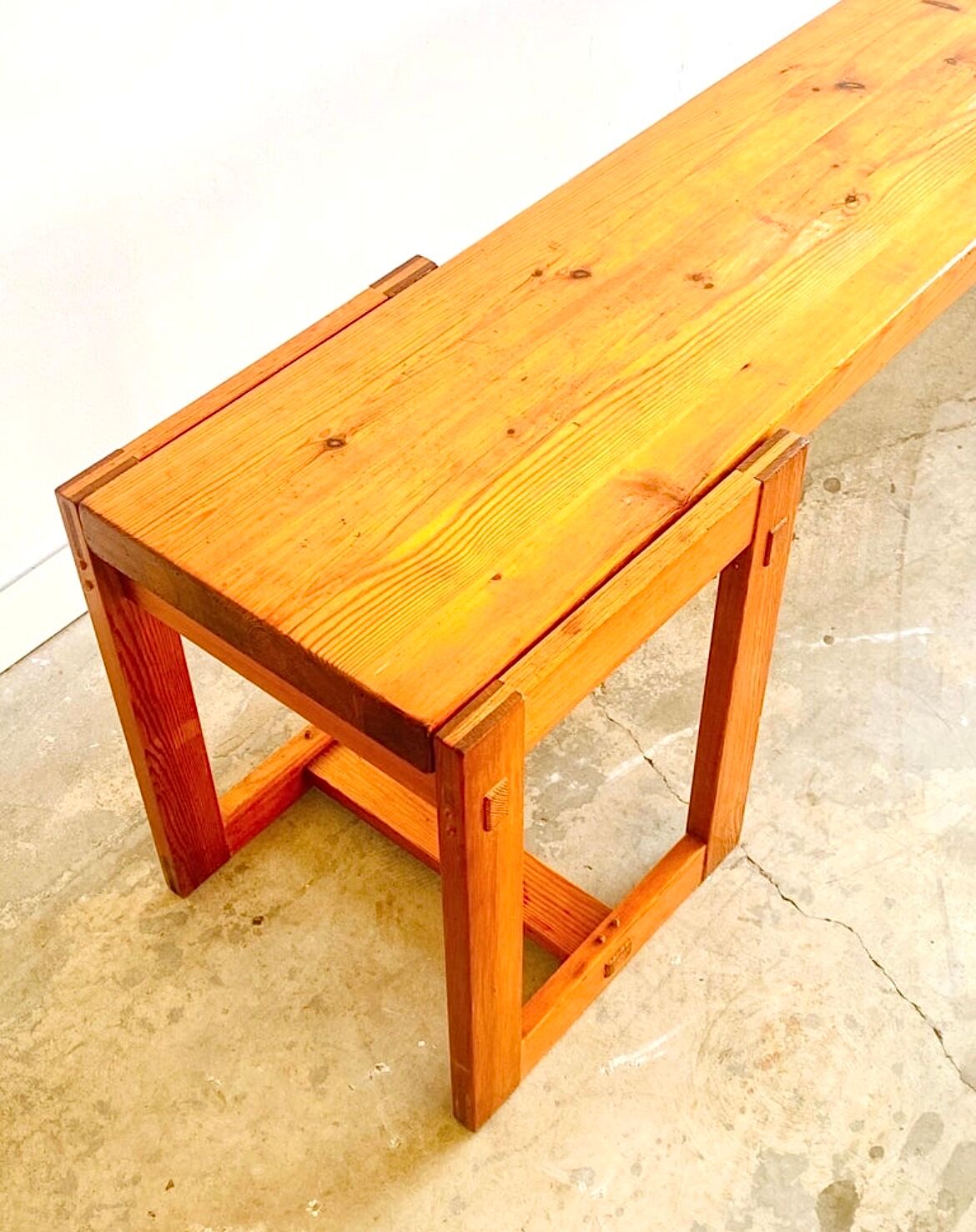 Edvin Helseth pine bench model Trybo, for the Trysil ski resort, Norway, 1964