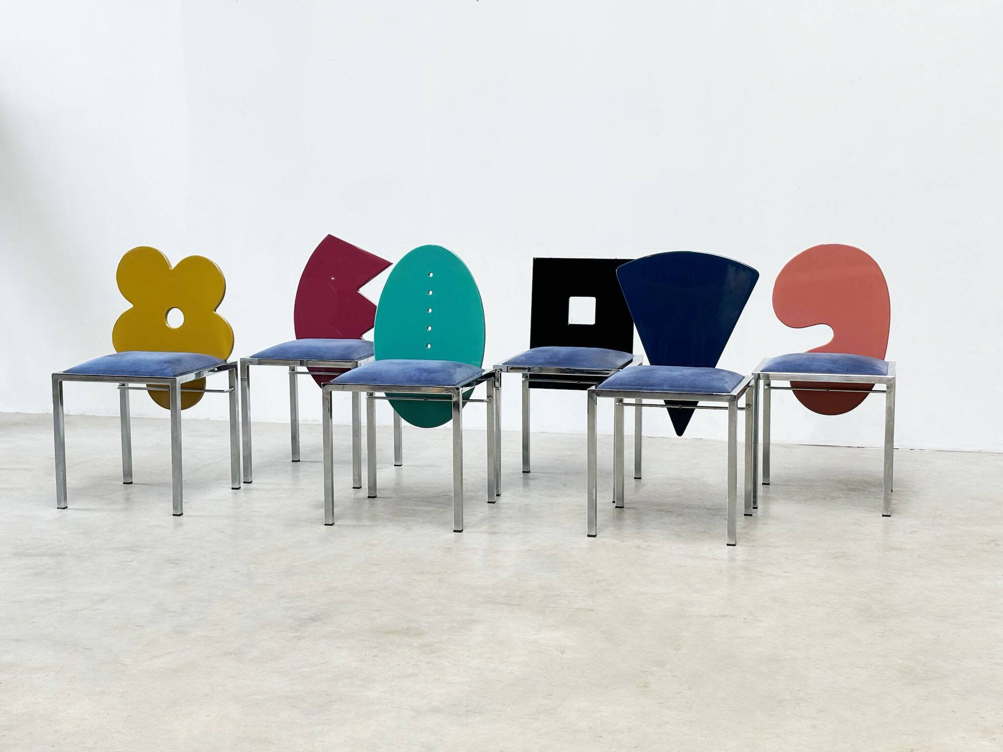 Set of 6 postmodern dining chairs by Salvati e Tresoldi for Omaggi / Saporiti