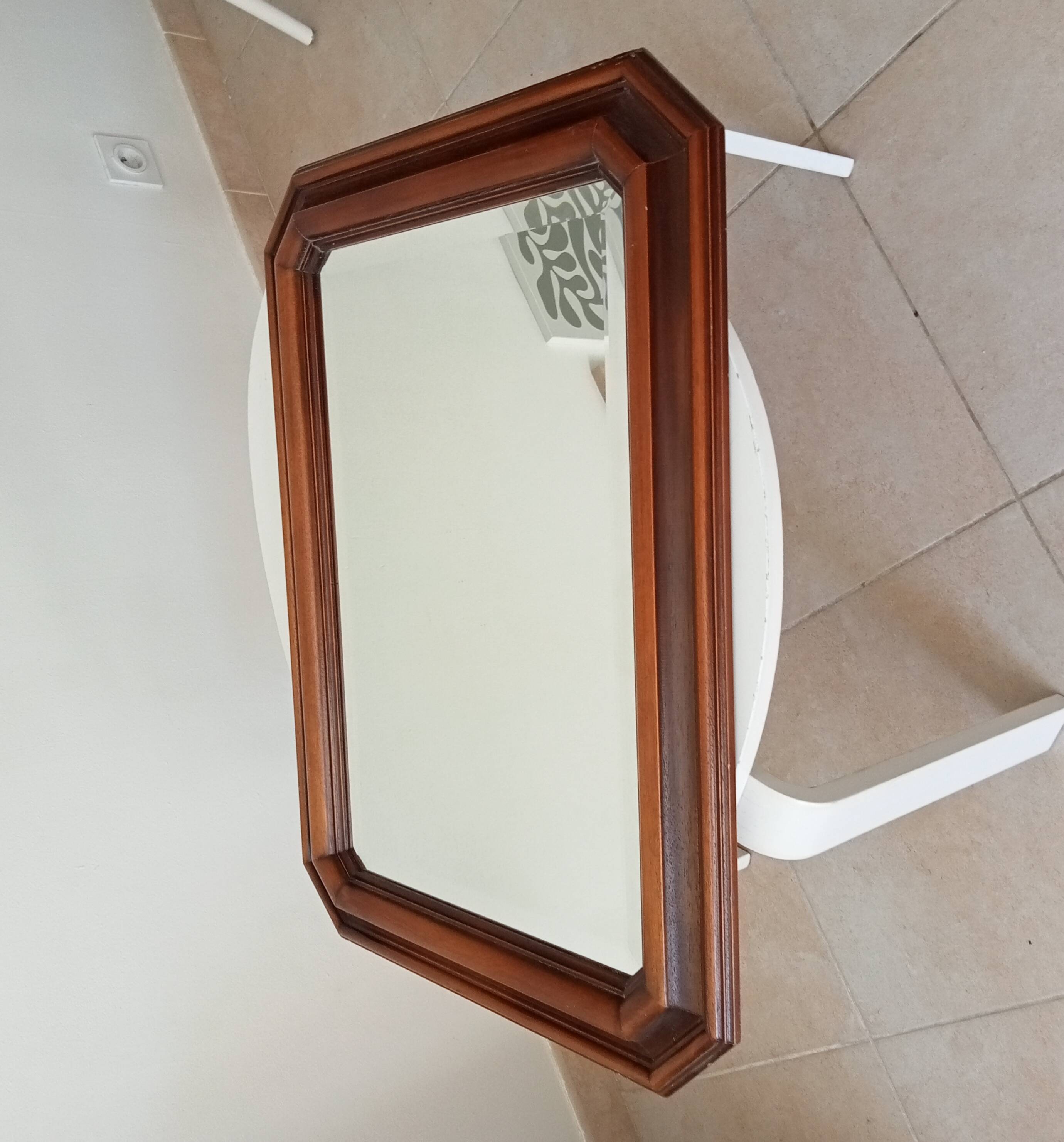 Vintage octagonal bevelled mirror from the 1960s.