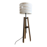 Lampe trépied « tonneau »