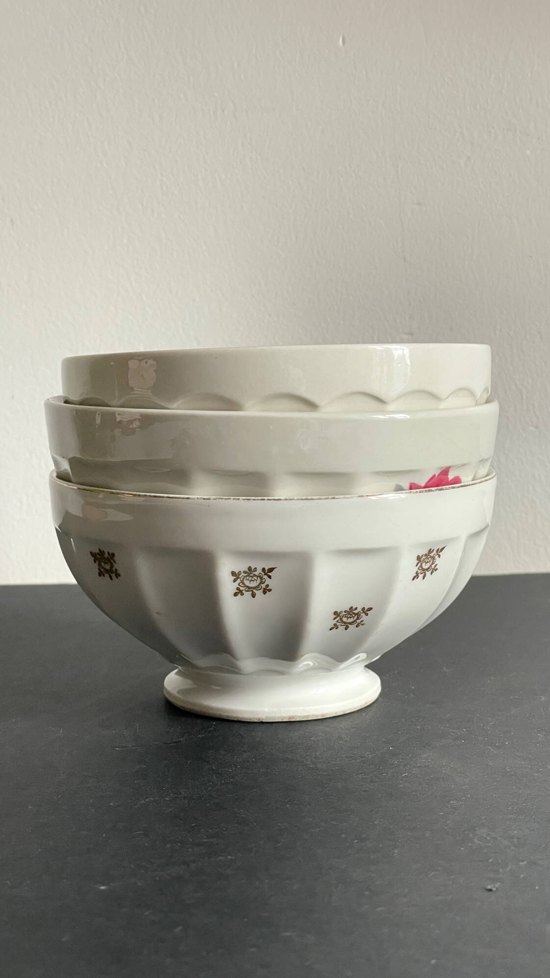 BOWLS Ceramic Pink and Gold VINTAGE