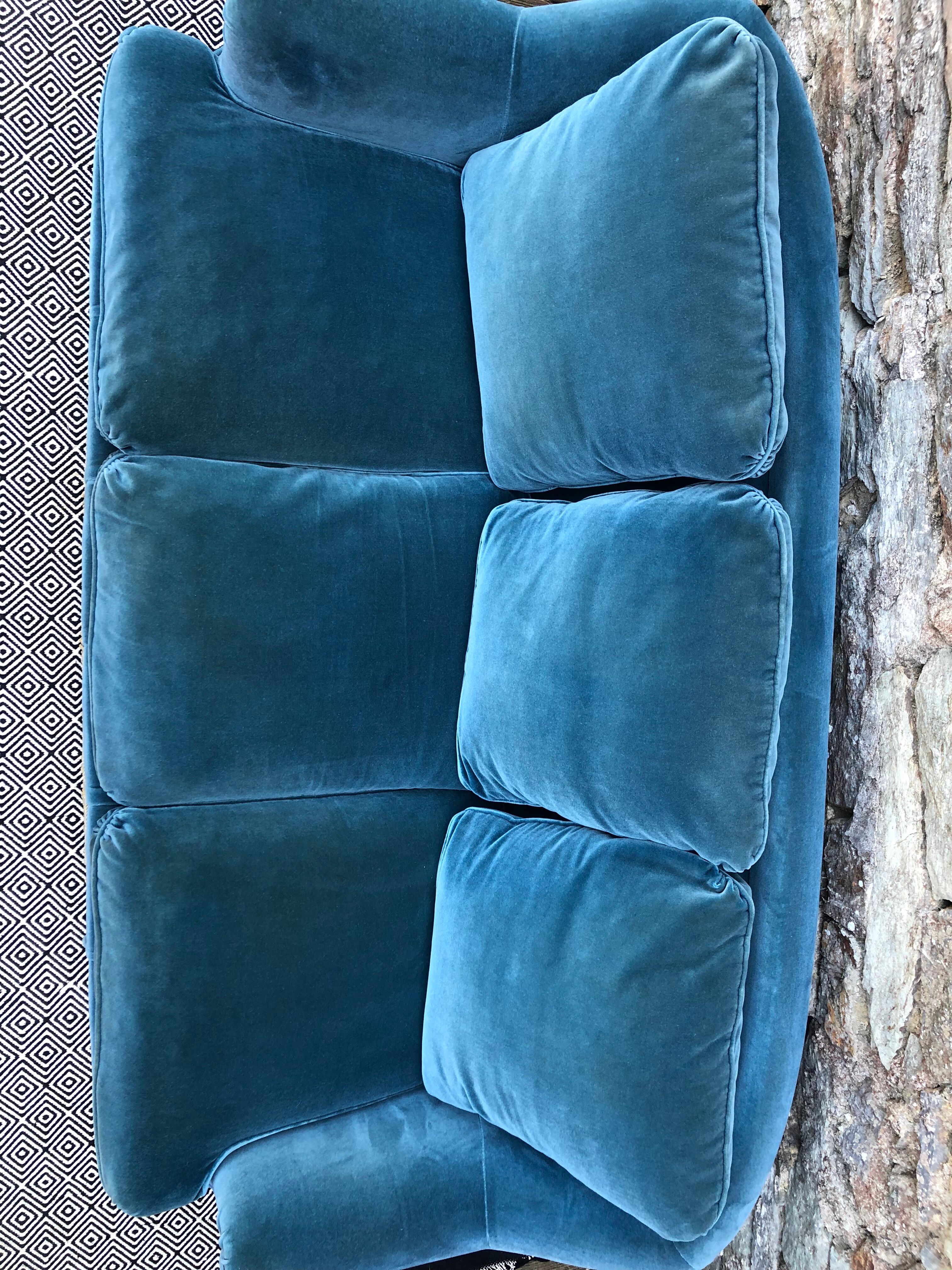 Blue velvet toad sofa