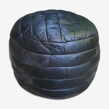 Leather pouf De Sede 1970