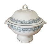 Antique earthenware soup tureen from Saint-Amand (North)