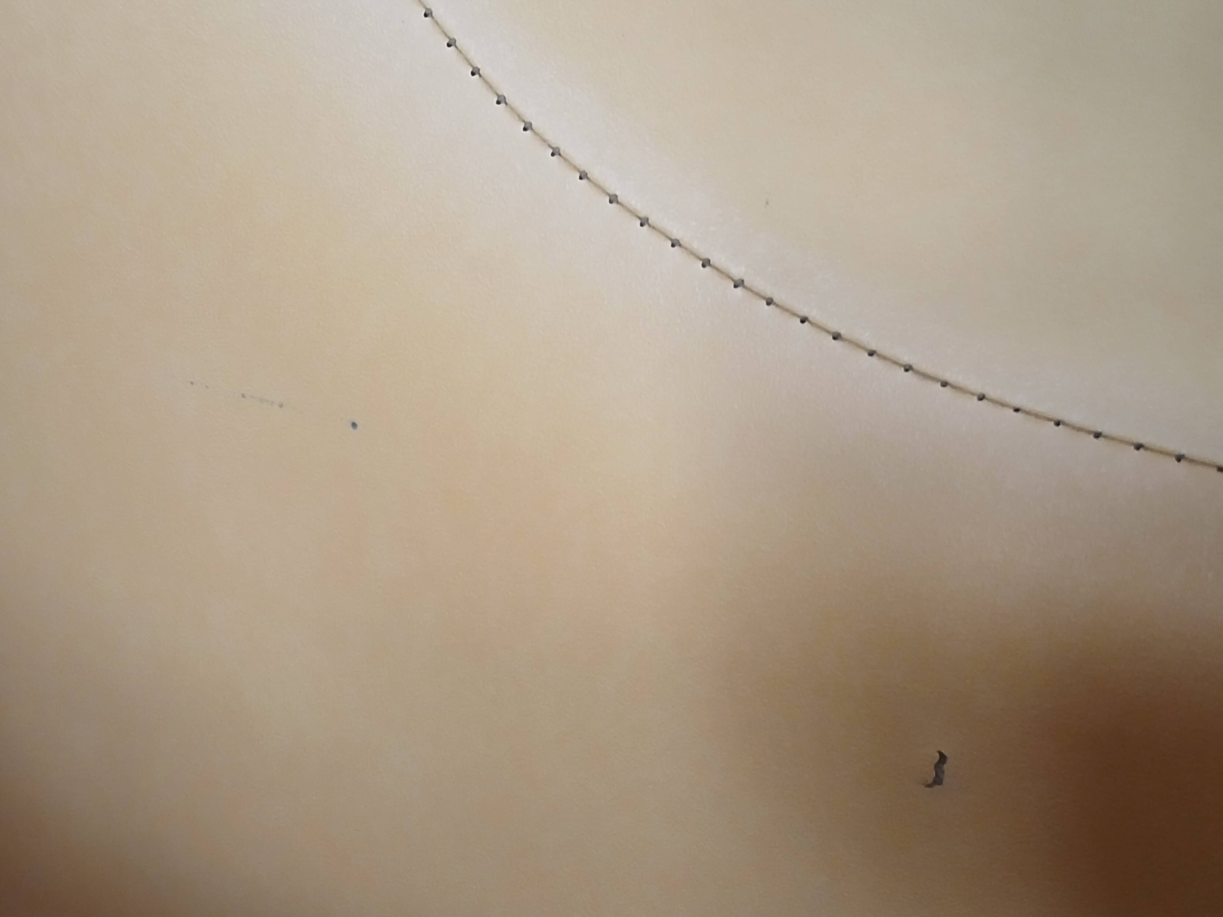 Lot de 4 chauffeuses années 70/80 vintage en similli cuir  jaune moutarde