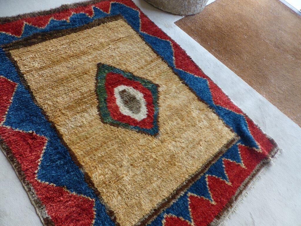 Ancient tribal Gabeh 130 x 168 cm