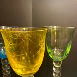 Ensemble verres type saint louis.
