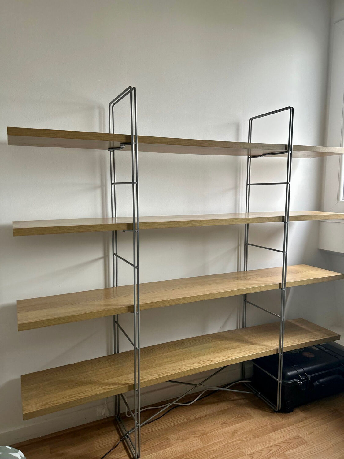 Étagère Ikea Enetri par Niels Gammegaard