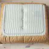 3-seater sofa and Togo pouf