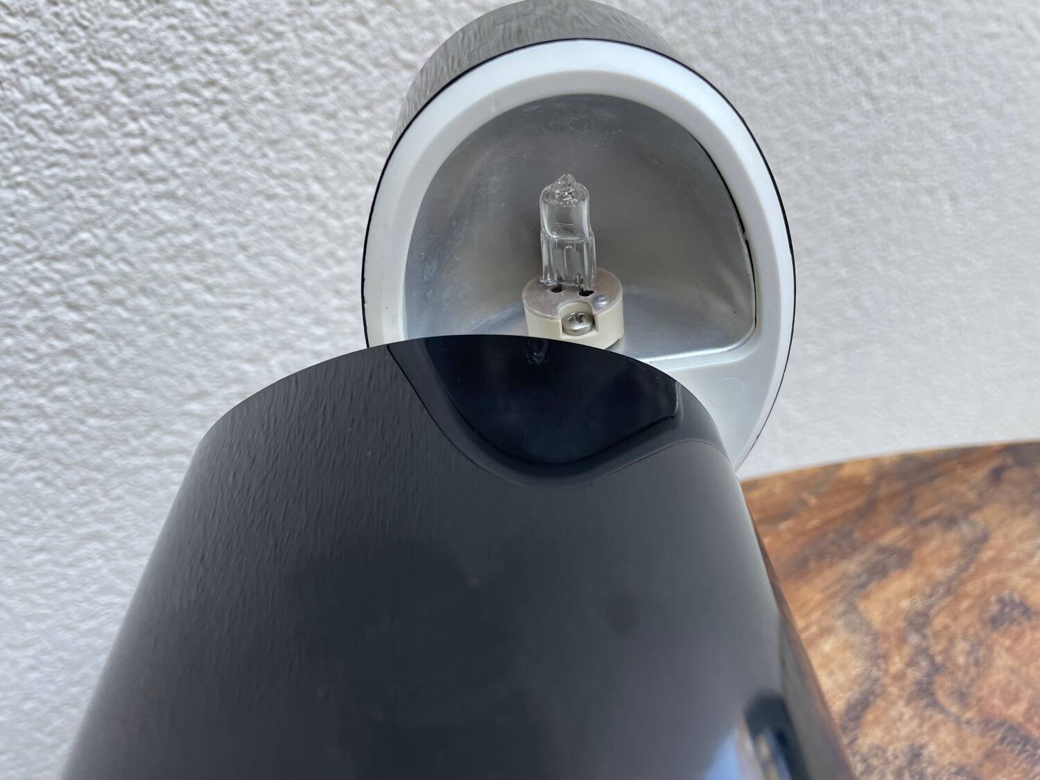 Ellisse lamp by Mario Bertorelle