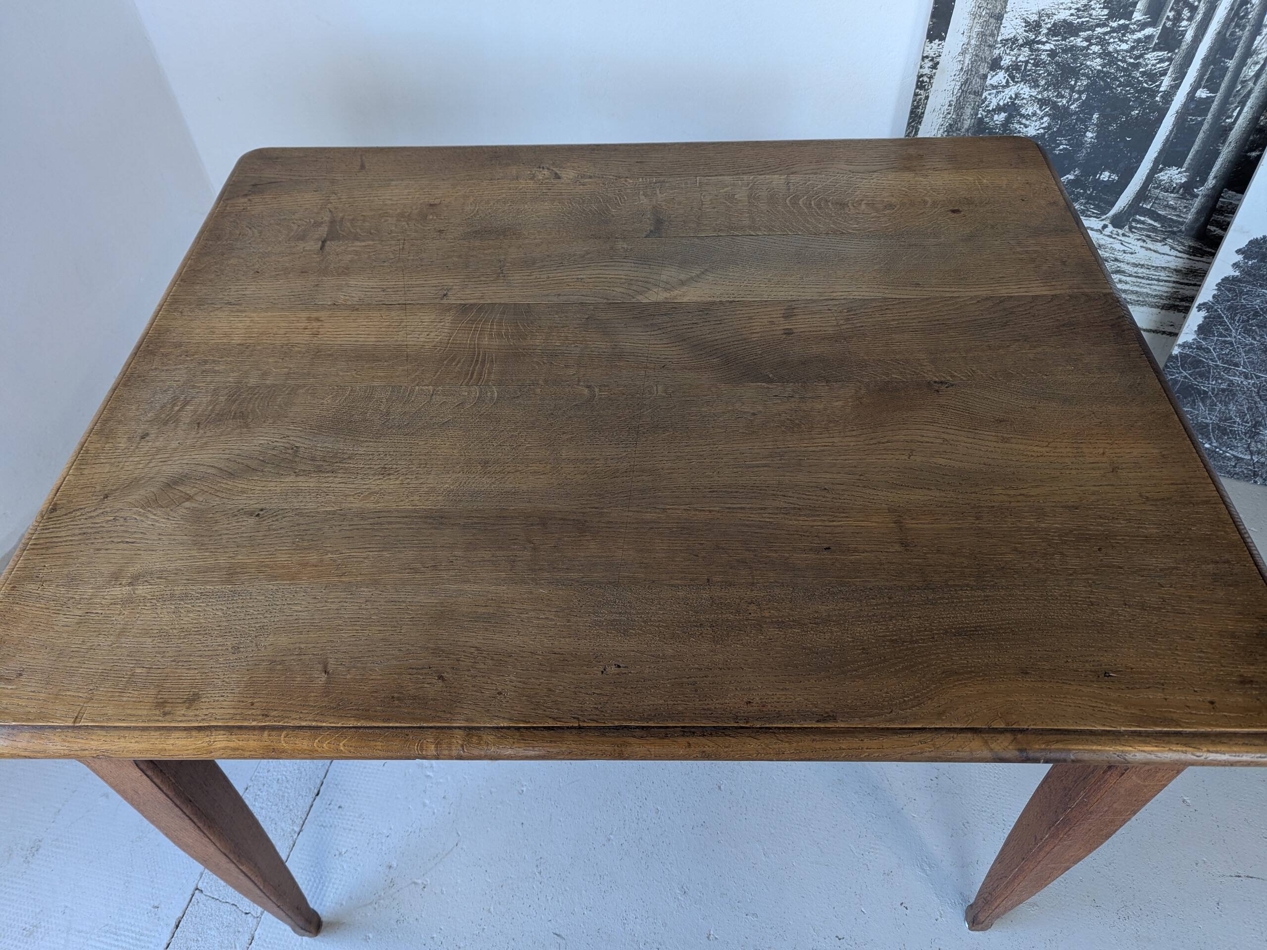 Golden oak table, farmhouse table 110 x 89 cm