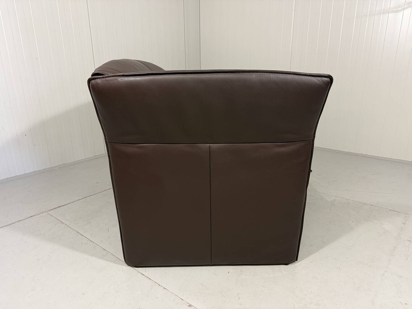 Christophe Giraud brown leather sofa Indy, Jori Belgium 1990’s