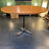 Grande table ronde Eames par Charles & Ray Eames – édition Vitra