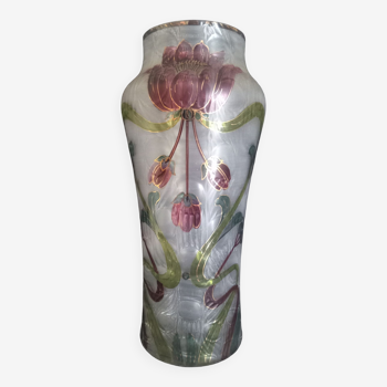 Vase in glass paste