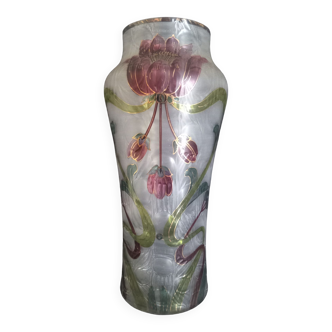Vase in glass paste
