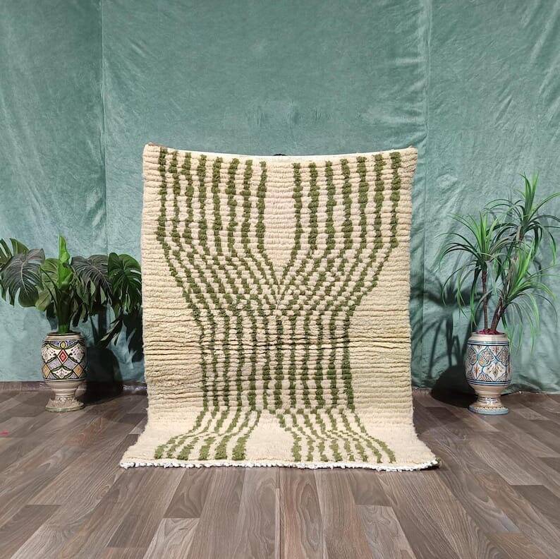 Handmade traditional Berber rug size 250 x 250 cm