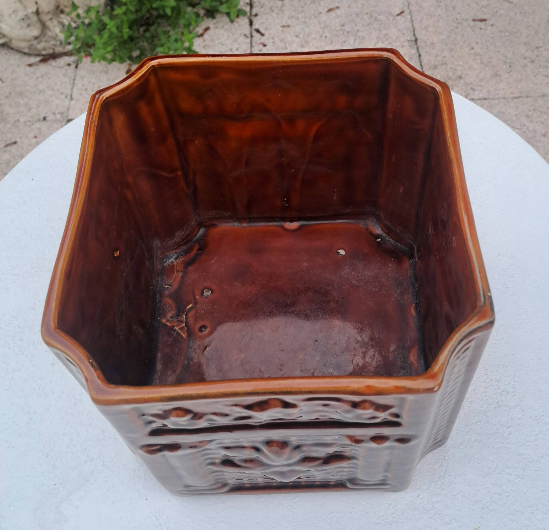 Vintage earthenware cache-pot