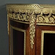 Small mahogany display cabinet, Louis XV to Louis XVI transition style – early 20th century.
