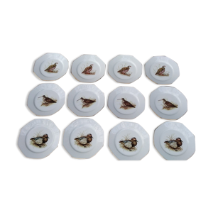 Set de douze assiettes octogonales