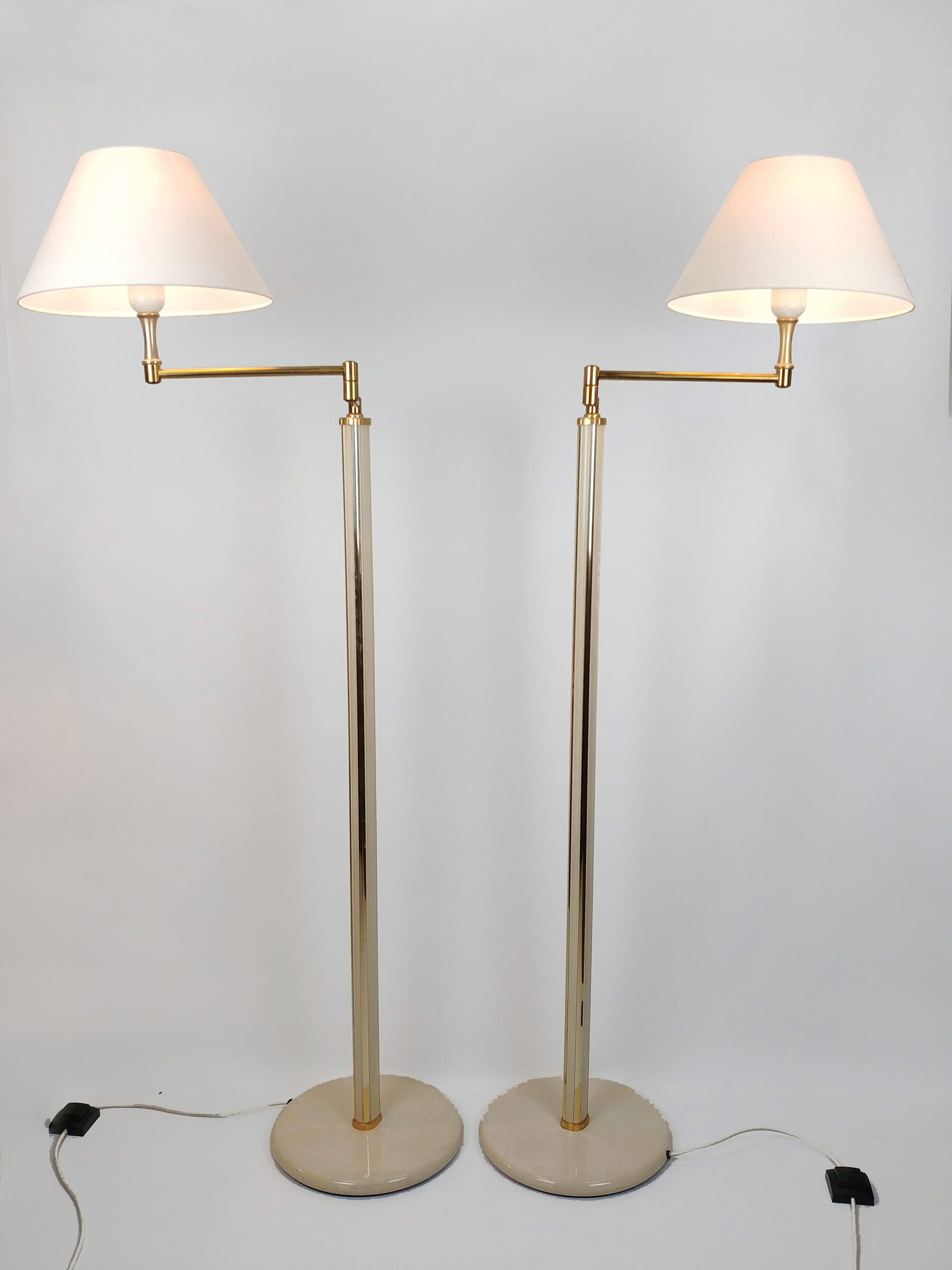 Pair of flexible lacquer and brass lamps, 1970 s