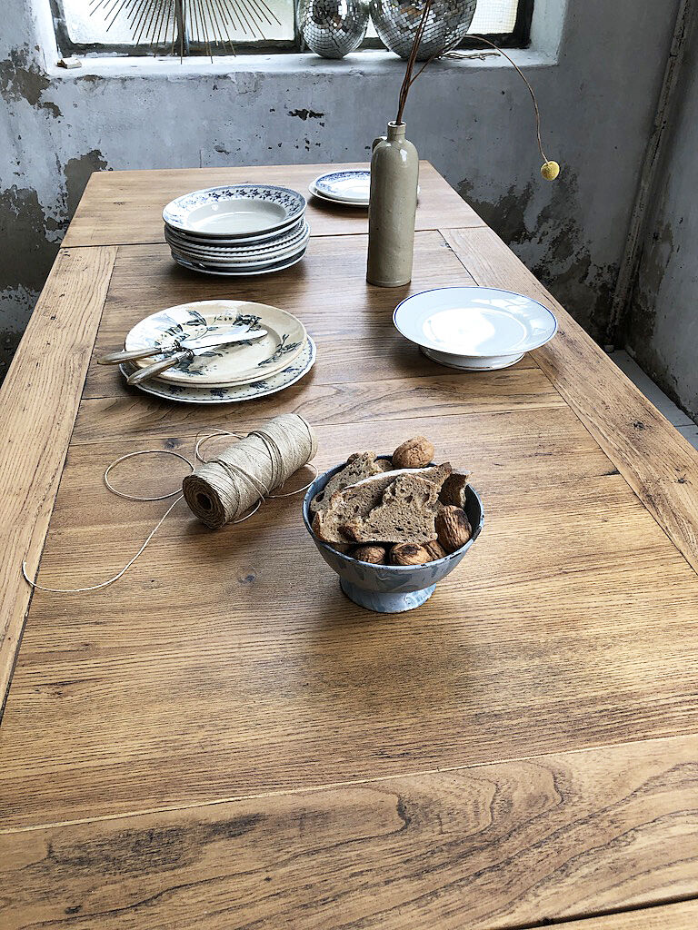 Ancient oak farm table with extensions 218 cm