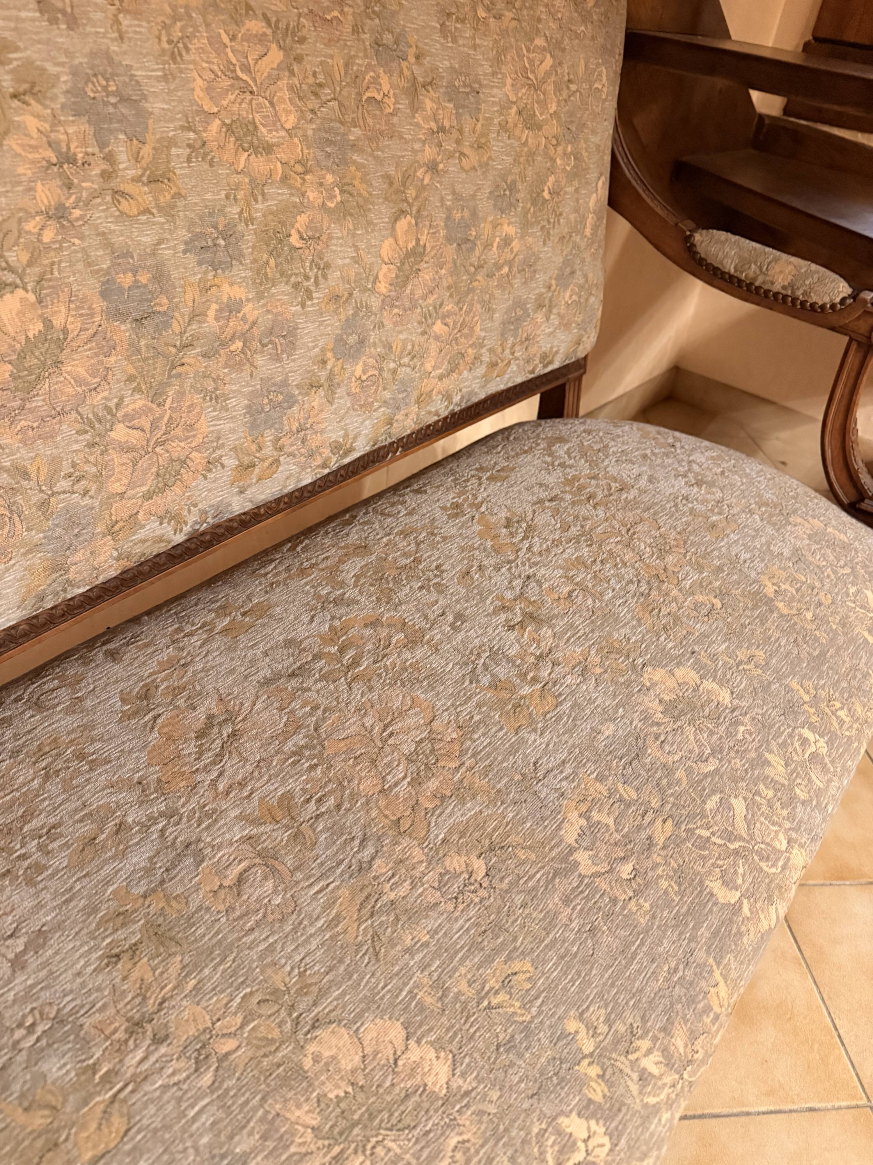 Louis XVI salon style