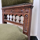 Chaise néo gothique