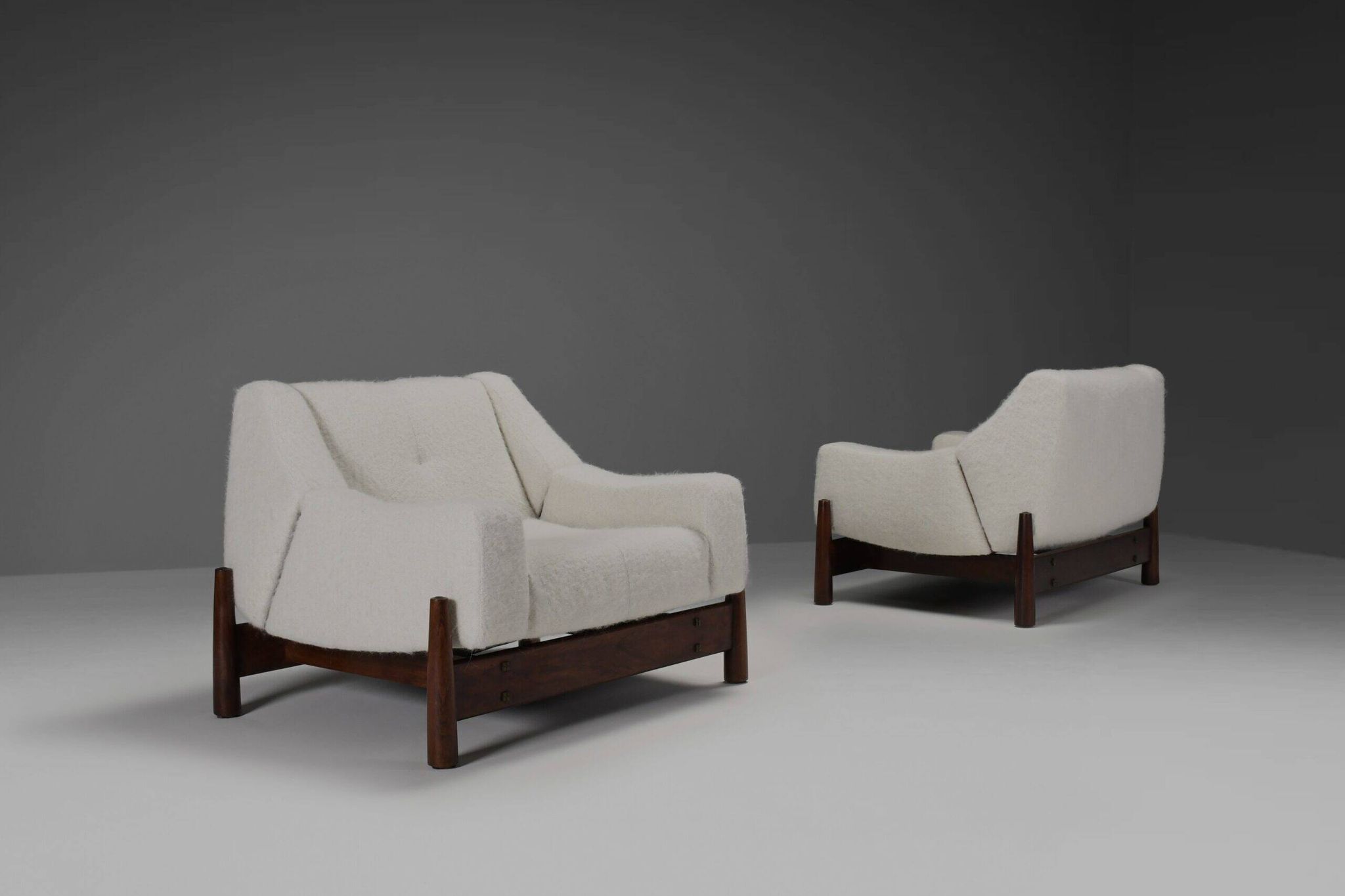 Pair of rosewood lounge chairs by Móveis Cimo, Brazil 1950s