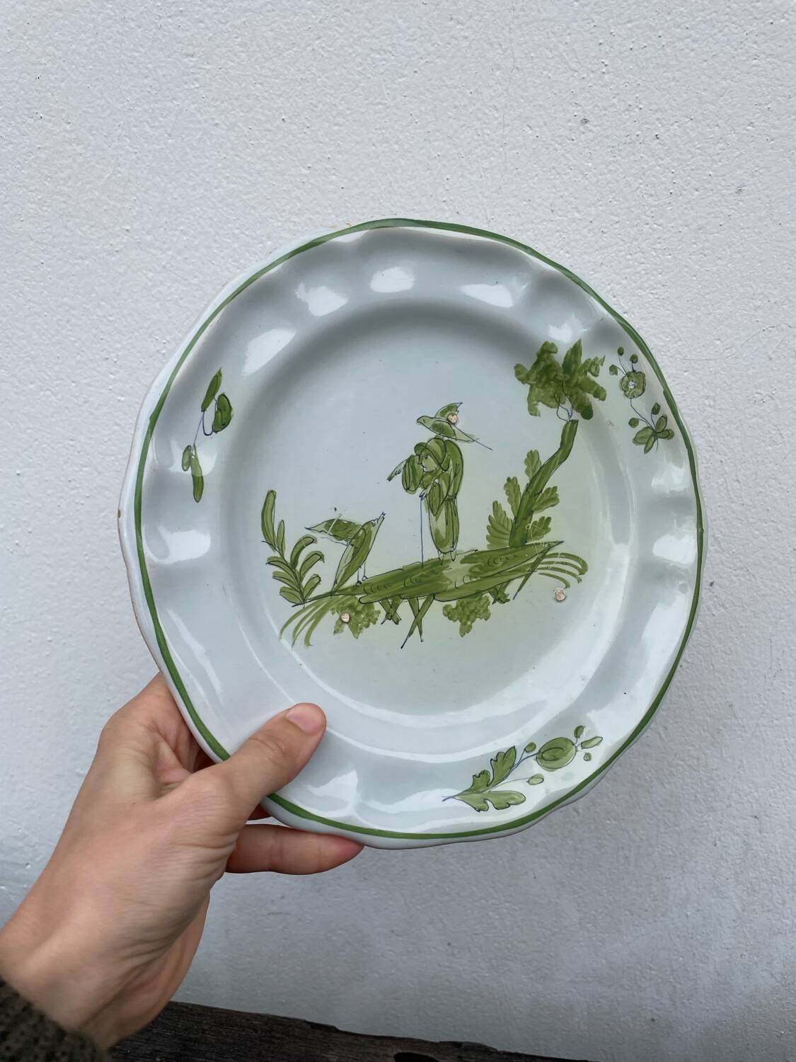 Antique decorative plate