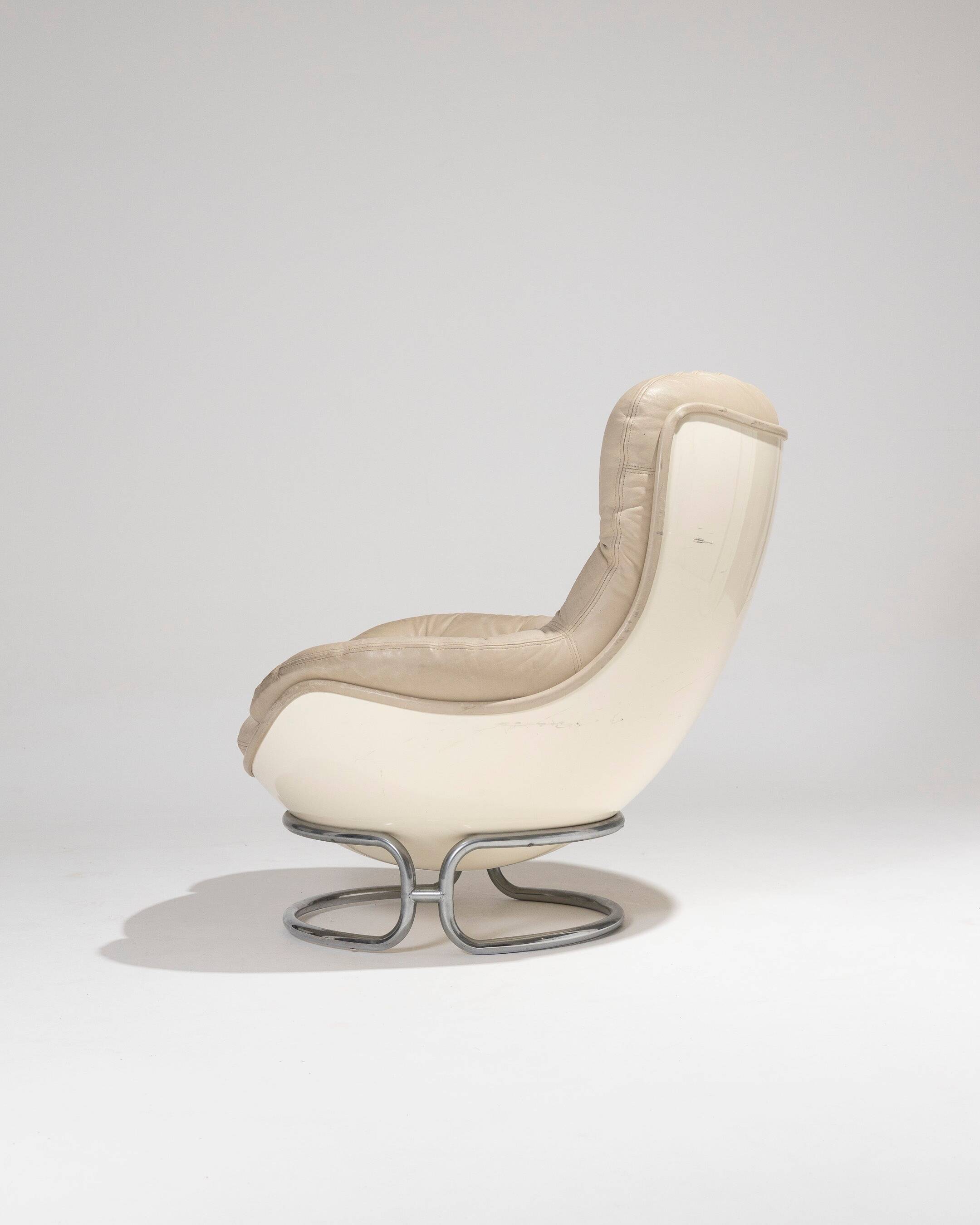 MICHEL CADESTIN KARATE LEATHER ARMCHAIR, 1970s