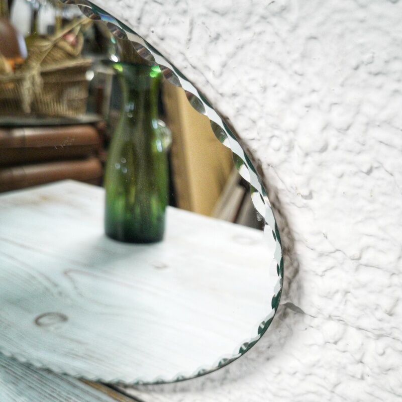 Beveled mirror to install 50x25cm