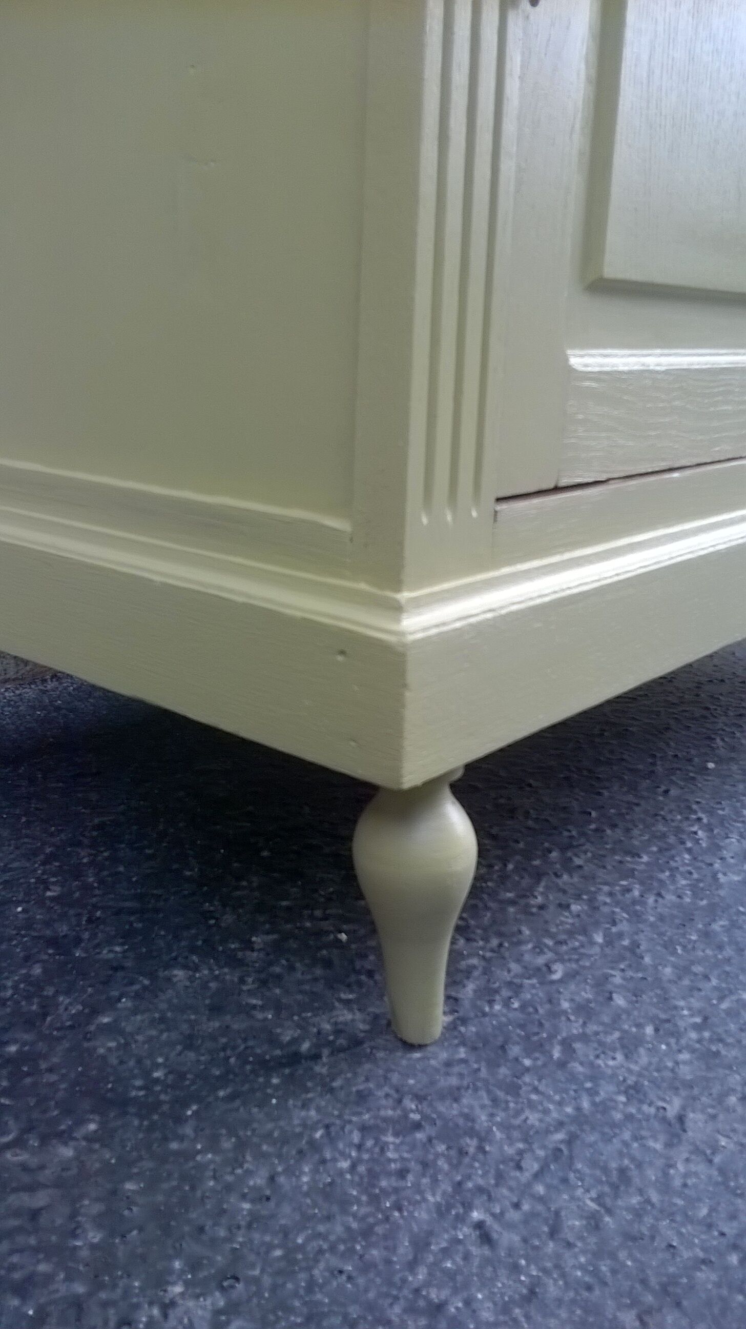 Parisian showcase cabinet 1930