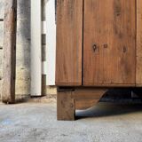 Rustic bonnet maker