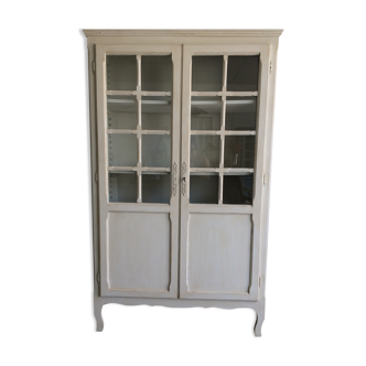 Shabby chic showcase cabinet